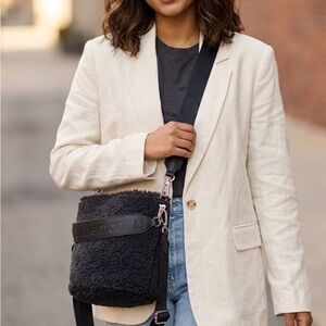 lululemon athletica Black Sherpa Crossbody Bucket Bag